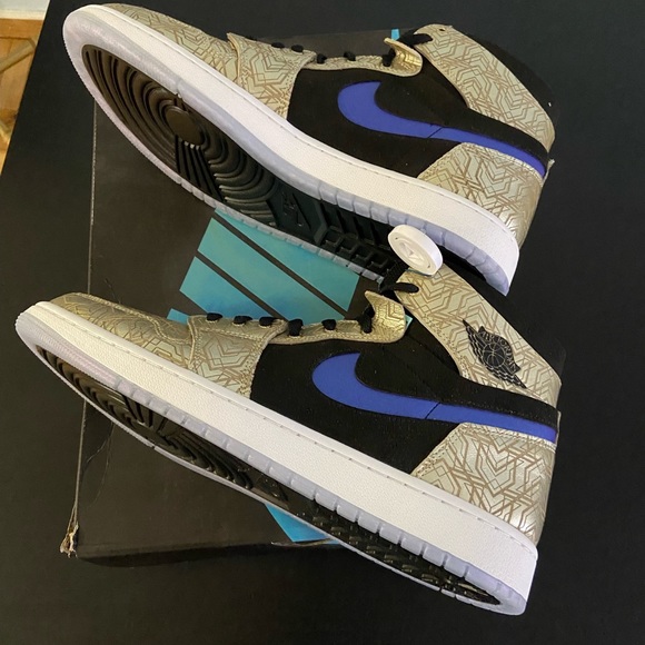 Air Jordan 1 Zoom CMFT Gold Laser (men size 13) - Picture 3 of 4